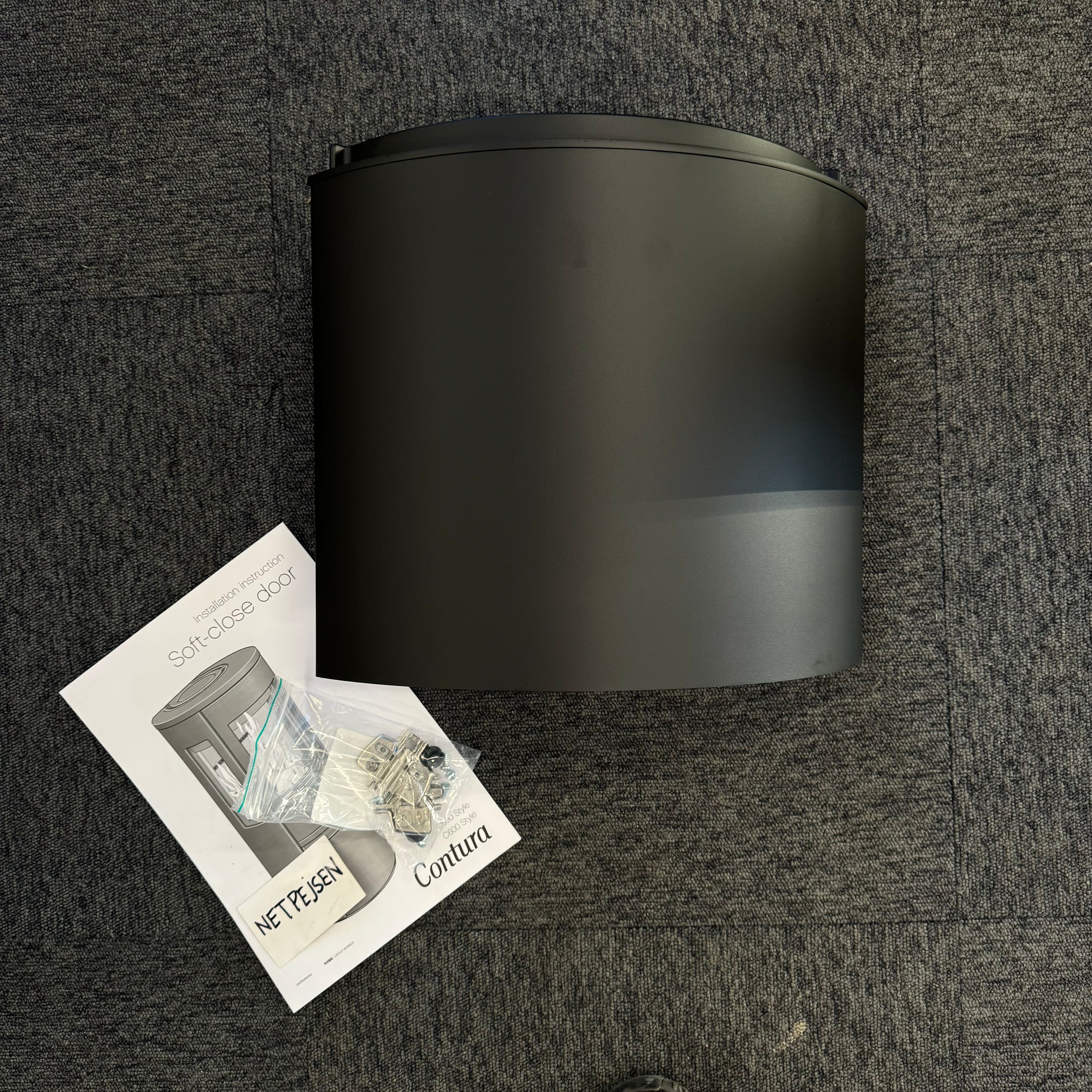 Låge til brændemagasin med soft close