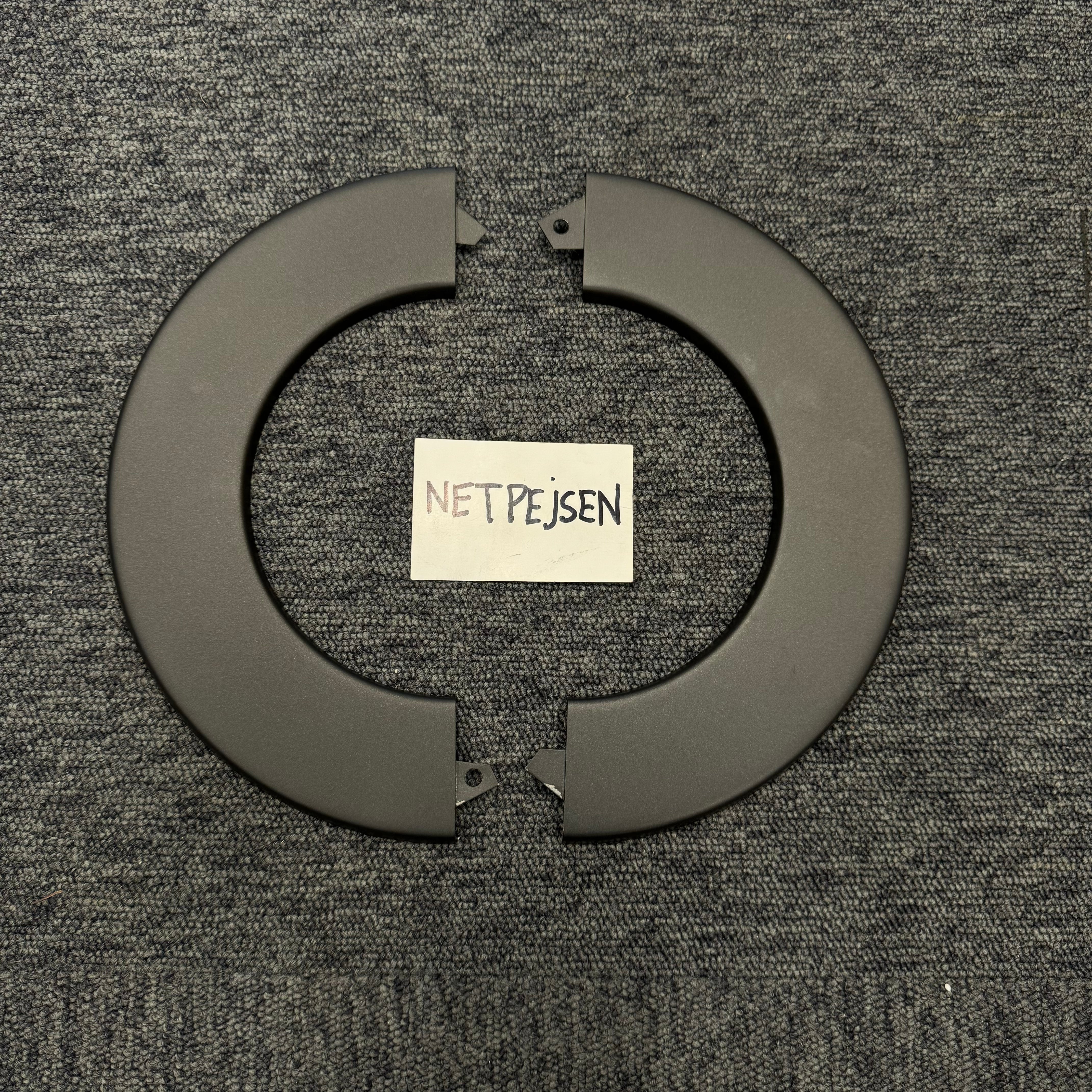 Rosette 2-delt Ø155 52mm kant